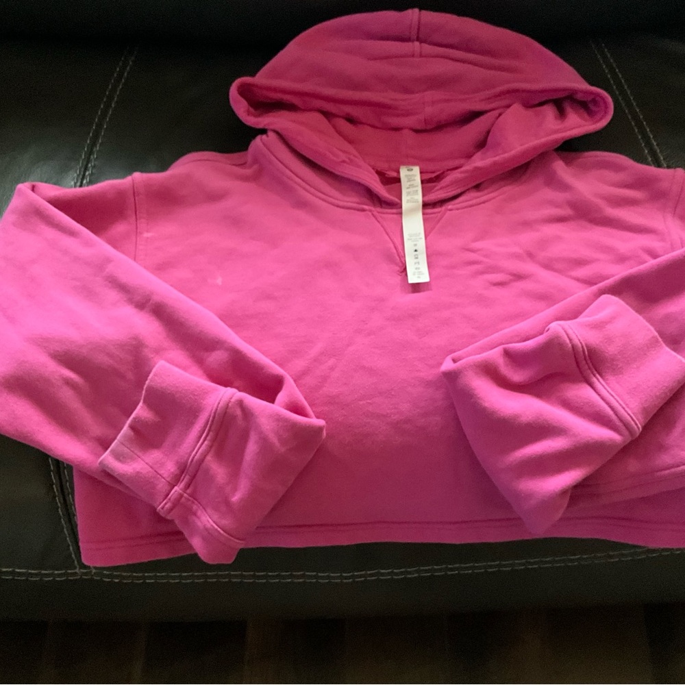 LuLulemon Cropped Hoodie